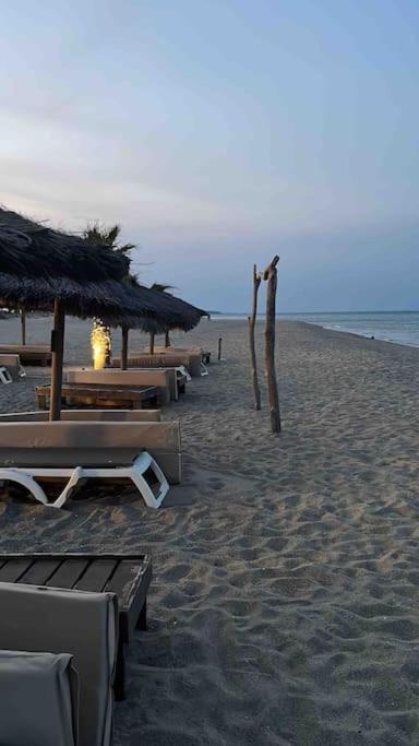 T3 - Parking - Plage / 6 Personnes Le Barcarès Εξωτερικό φωτογραφία