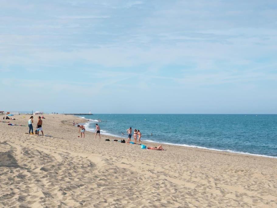 T3 - Parking - Plage / 6 Personnes Le Barcarès Εξωτερικό φωτογραφία